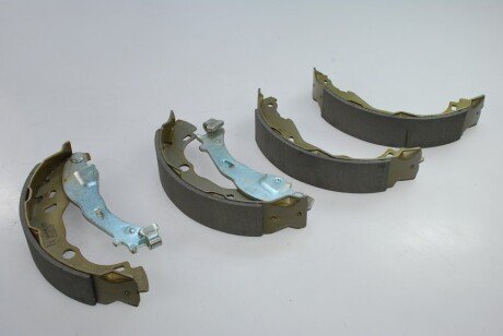 Колодки ручного (стоячого) гальма abe C0C020ABE