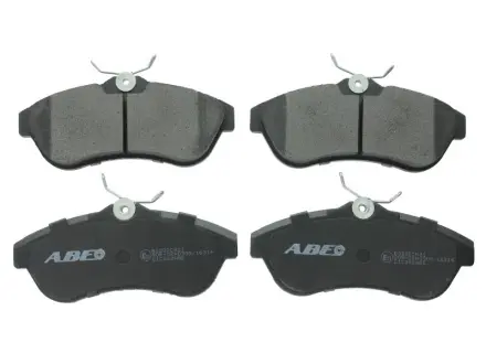Передние тормозные колодки ABE C1C063ABE
