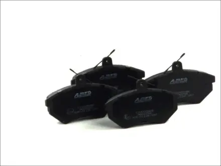 Передние тормозные колодки ABE C1W005ABE Ауди 100 с3