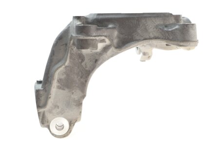 Цапфа (поворотний кулак) adler 5Q0407253A