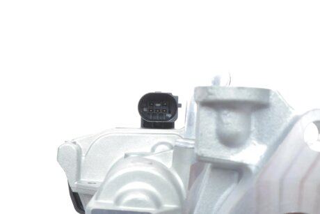 Радіатор інтеркулера adler 04L129711R