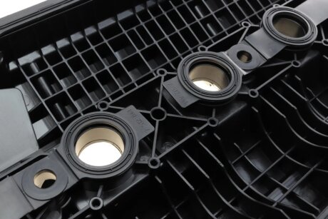 Крышка клапанов aic 57249