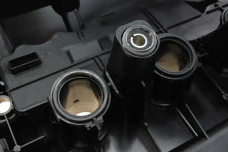 Крышка клапанов aic 58089