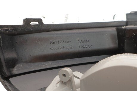 Повторювач повороту aic 72186