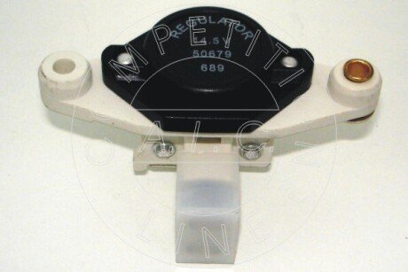 Реле генератора aic 50679 на Фольксваген Лт 35