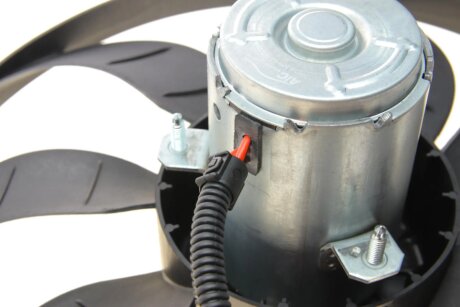 Вентилятор охлаждения радиатора aic 50858
