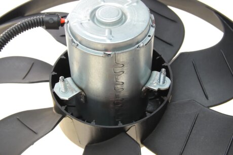 Вентилятор охлаждения радиатора aic 50858