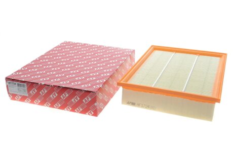 DB Фильтр воздушный Vito 2,0/2,3 95- alpha AF1724