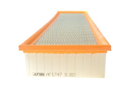 VW Фильтр воздушный Audi 2,5TDI: A4/6 97-04Passat -05Skoda alpha AF1747s
