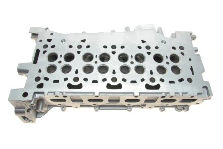 Головка блоку циліндрів amc 908260