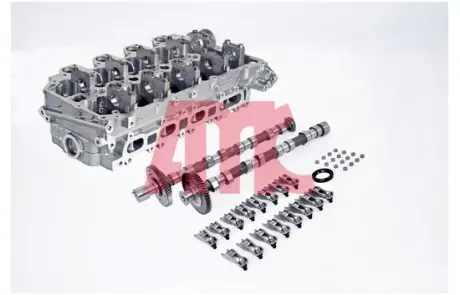 C.HEAD MITSUBISHI 2.5 16V W/647267K AMC 908719 Митсубиси Паджеро 2