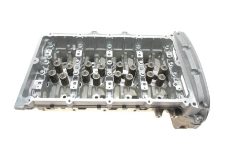 Головка блока amc 908757 на Форд Транзит