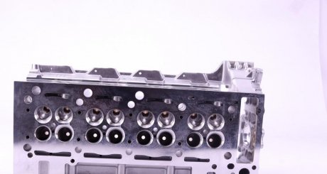 Головка блока циліндрів amc 908572