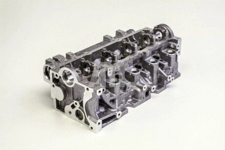 Головка блоку циліндрів RENAULT KANGOO K9K W/VALVE amc 908893