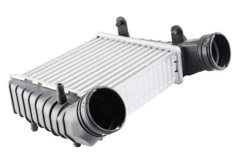 Радиатор интеркулера and 42145020