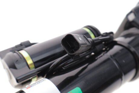 Амортизатор газомасляний arnott AS3154