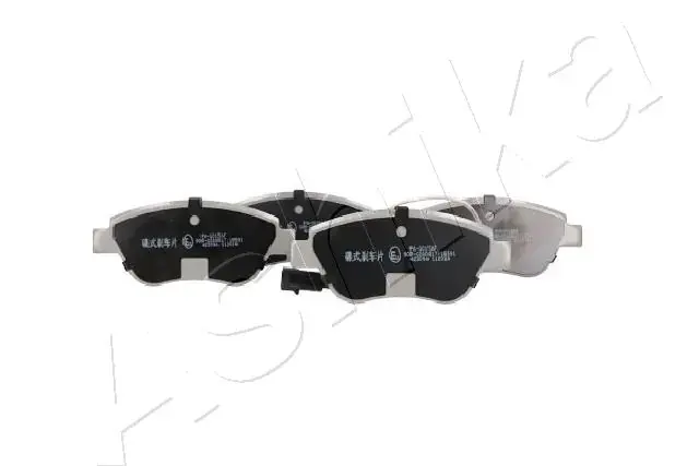 Передние тормозные колодки ashika 50-00-0015