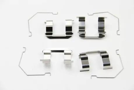 Монтажный к-кт тормозных колодок перед MAZDA 323/626 91-04 autofren seinsa D42564A