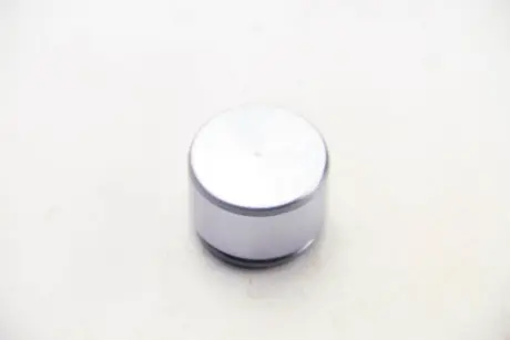 Поршенек суппорта перед Sonata/Magentis/Nissan Juke/Suzuki SX4 43x Autofren Seinsa D025579