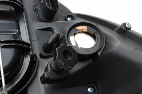 Фара L, 00-06 +П/тум. (H3/H7/H7) autotechteile 1008291