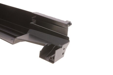 Кронштейн радіатора, правий autotechteile 7001782