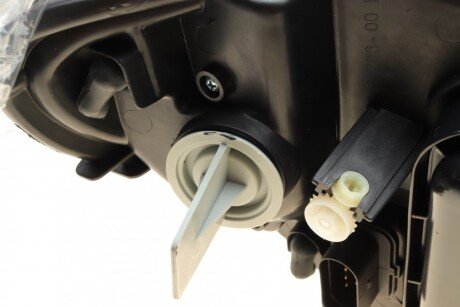 Передня фара autotechteile 1008295