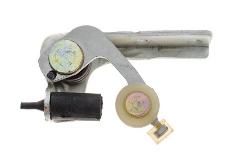 Ролик бок. двери - фиксатор (нижн.) autotechteile 1007303 на Мерседес Вито 638