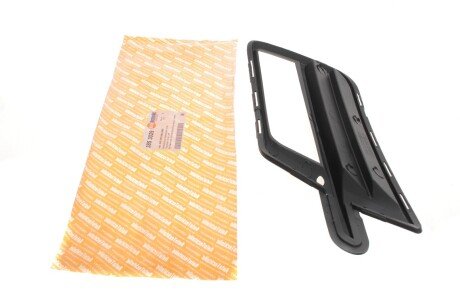 Вставка бампера autotechteile 3853029