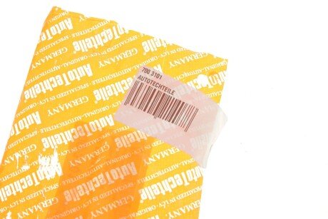 Втулка (резинка) переднего стабилизатора autotechteile 7003101