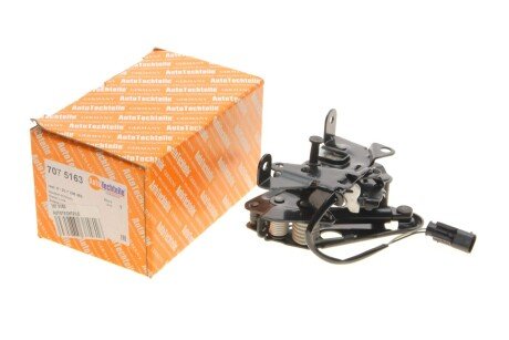 Замок капота autotechteile 7075163 на Бмв 5 серии