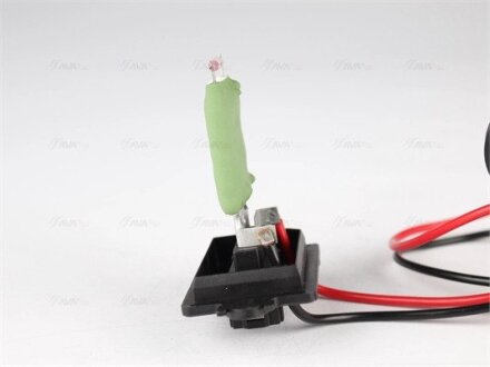 Резістор вентилятора салону RENAULT MEGANE (2003) 1.4 (AVA) ava cooling systems RTR015