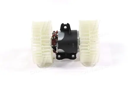 Вентилятор двигуна AUDI, VW (вир-во AVA) AVA cooling systems MS8633 Мерседес Вито 639