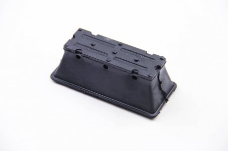 Подушка нижняя правая, двухлистовой рессоры bcguma BC1412