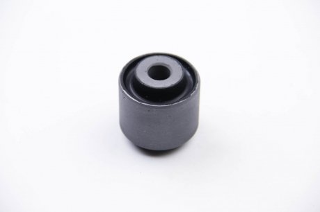 С/блок лів. поперечної тяги підвіски зад. (тяга панара) Opel Vivaro 1,9-2,5 08.01- bcguma BC1214