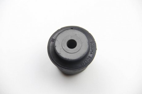 Сайлентблок переднего рычага bcguma BC0905