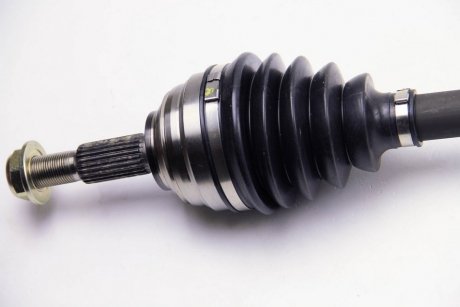 Полуось Kangoo/Megane II 1.4-1.6 ALK 02- Л. (23 нар./26 вн. зуб.) bga DS7332LA