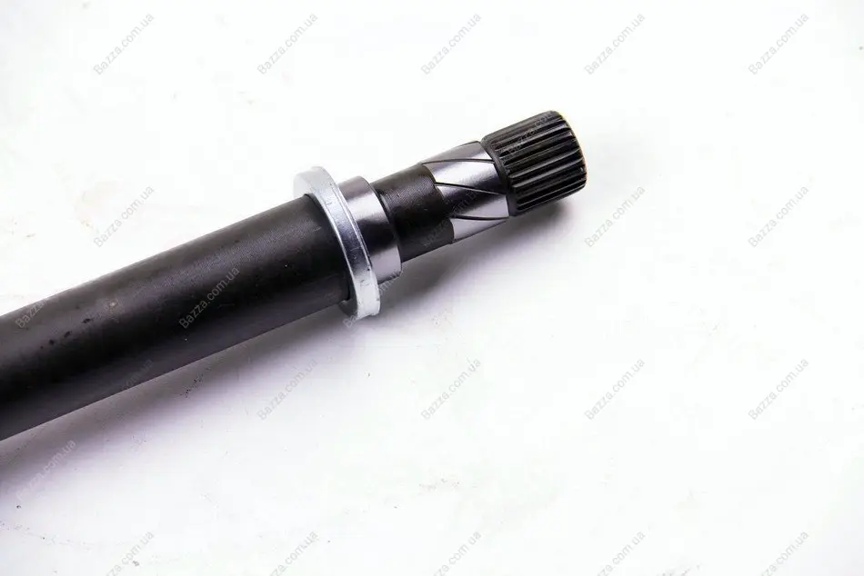 Полуось Logan/Clio 1.4-1.6 ALK 04- Пр. BGA DS7347R