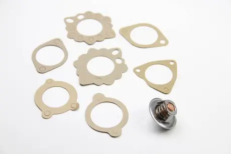 Термостат Jumper/Ducato/Boxer 1.6-2.0 i/D 94- (82 C) BGA CT5529K u043du0430