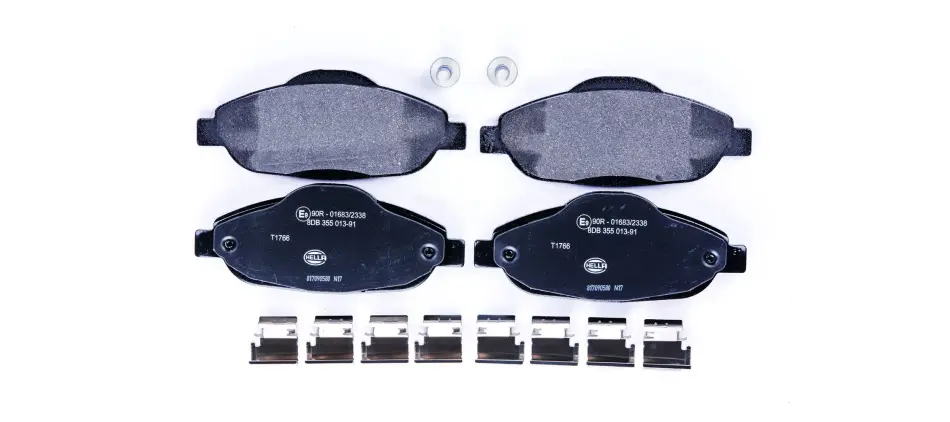 Передние тормозные колодки BHS (Behr hella service) 8DB355013-911