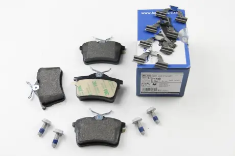 Колодки гальмівні дискові; задня вісь BHS (Behr hella service) 8DB355014081