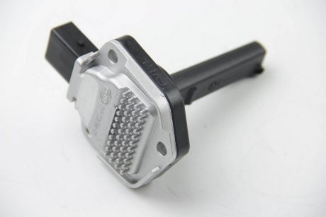 Датчик уровня масла BMW E81/E87/E90/E84 1.6/1.8/2.0i 01- bhs (behr hella service) 6PR008324101