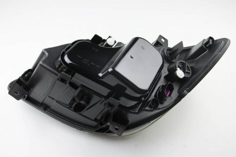 Передняя фара bhs (behr hella service) 1EB247012021