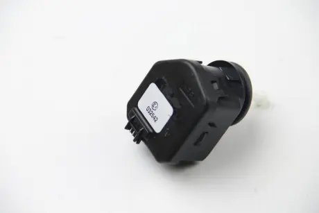 Корректор фары A2/A4/SEAT LEON/TOLEDO 94-06 BHS (Behr Hella Service) 6NM007878041