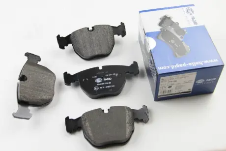 Передние тормозные колодки BHS (Behr hella service) 8DB355008-281