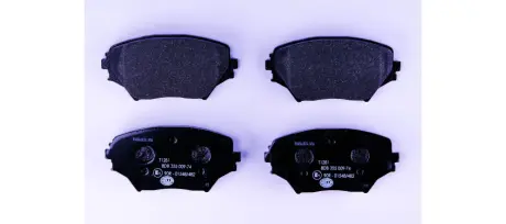 Передние тормозные колодки BHS (Behr hella service) 8DB355009741 Тойота Рав-4