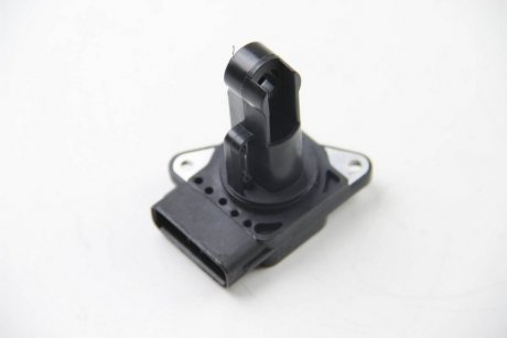 Расходомер воздуха (5 конт.) COROLLA/RAV4 2.0-2.2 06- bhs (behr hella service) 8ET009142921