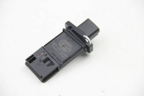 Расходомер воздуха (6 конт.) FOCUS II/MONDEO IV 1.6Ti 04- bhs (behr hella service) 8ET009142591