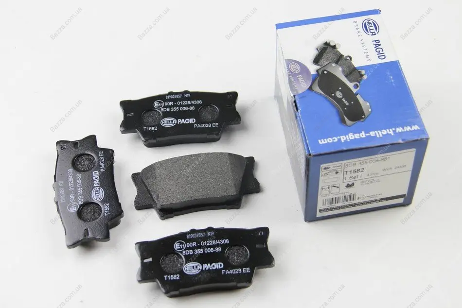 Задние тормозные колодки BHS (Behr hella service) 8DB 355 006-881