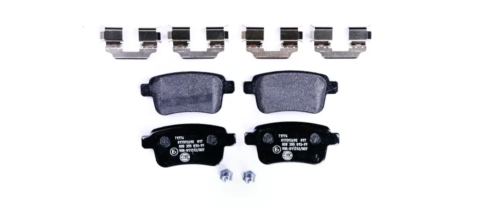 Задние тормозные колодки BHS (Behr hella service) 8DB355013971