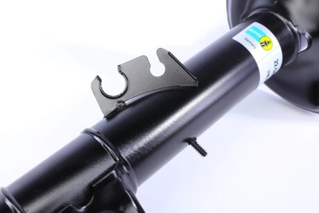Передний амортизатор (стойка) bilstein 22044204